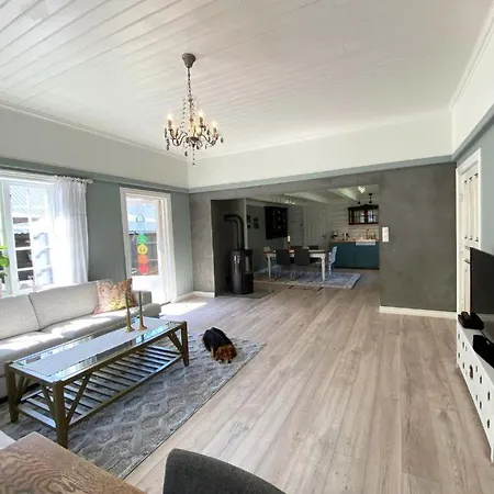 - Full House With Two Bedrooms, Patio, Garden And Location Βίλα *