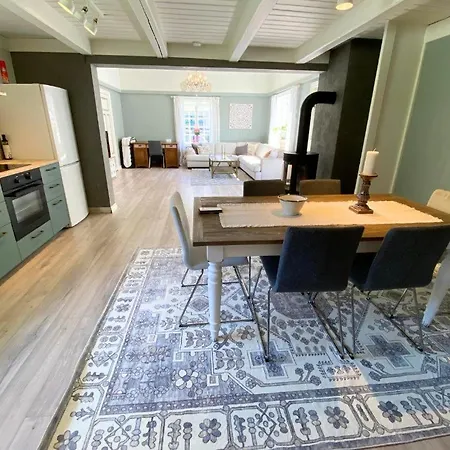 Βίλα - Full House With Two Bedrooms, Patio, Garden And Location Dalen