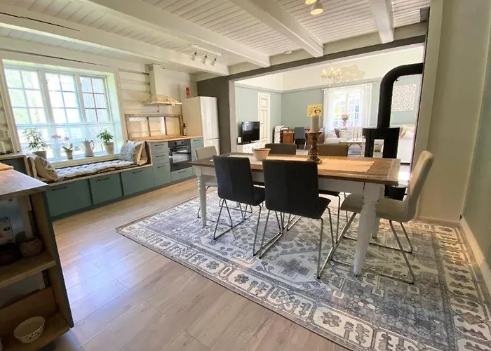Villa - Full House With Two Bedrooms, Patio, Garden And Location Dalen